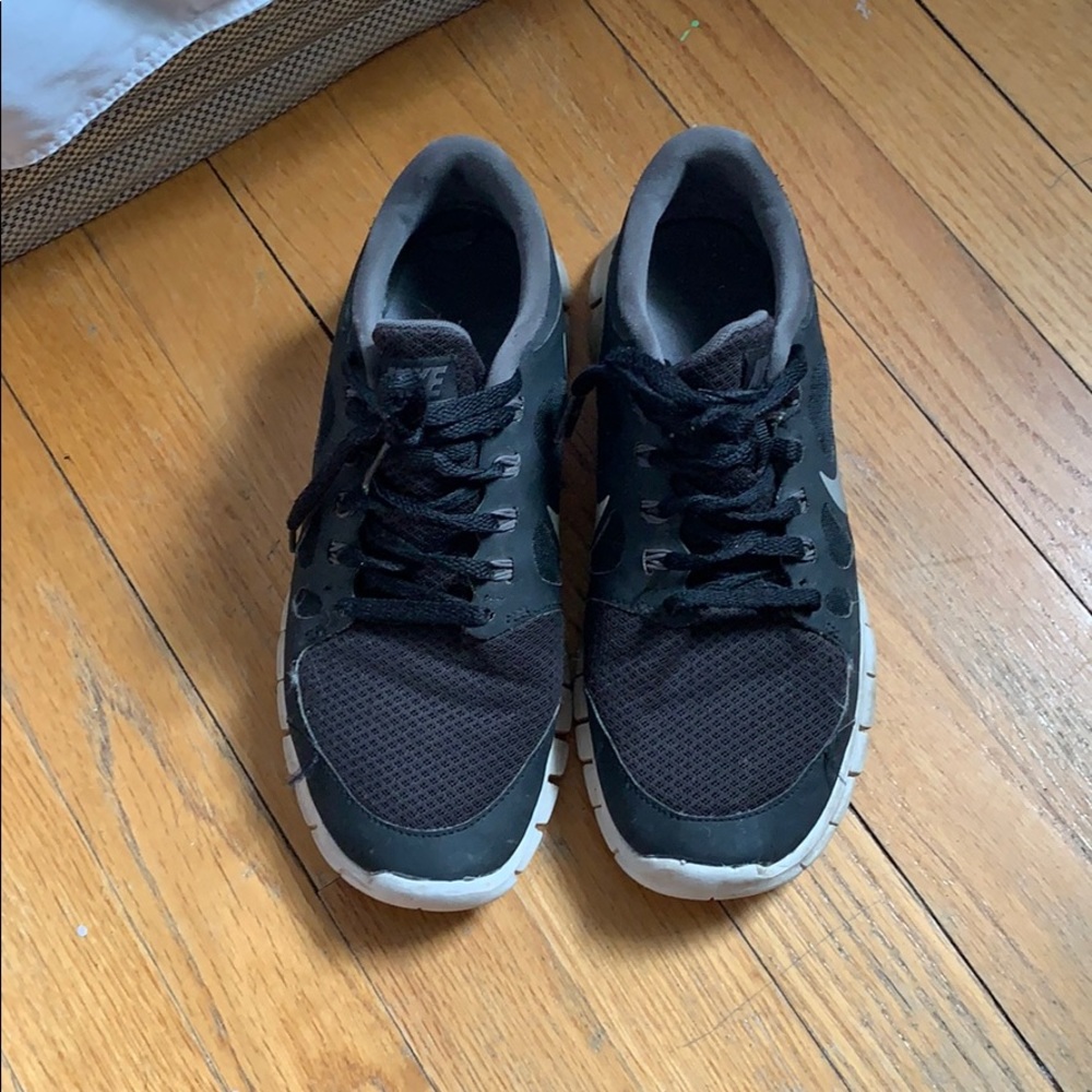 Nike Free Runs
